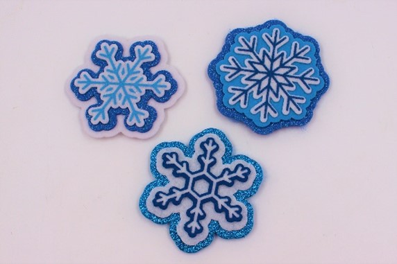 January Make & Take Monday – Snowflake Magnets