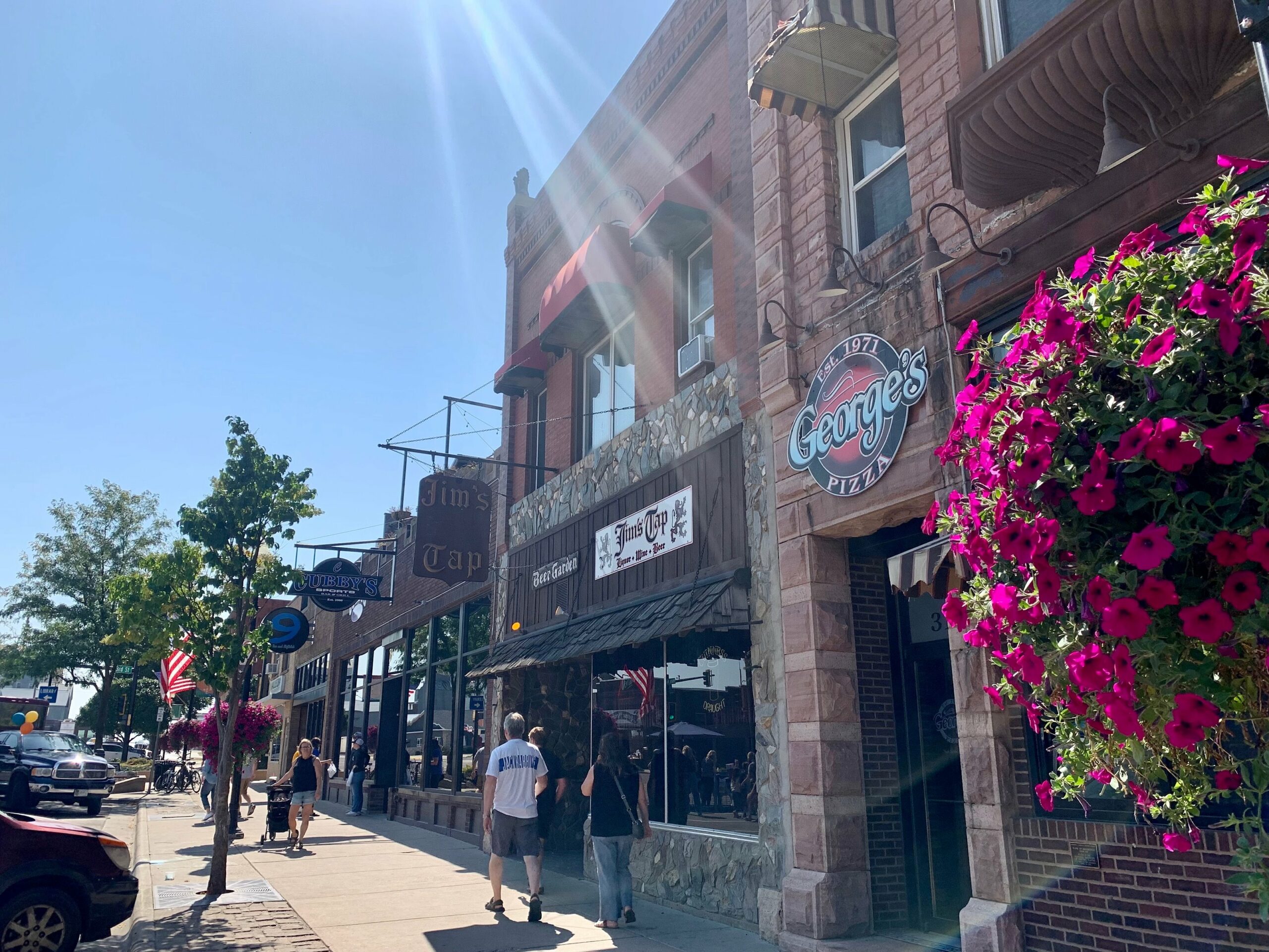 Exterior of George's Pizza in Downtown Brookings, SD